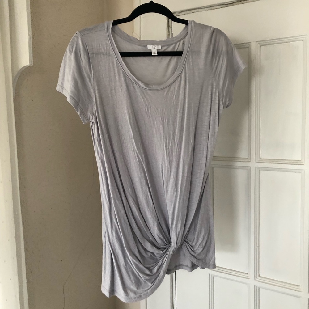 Knotted tee